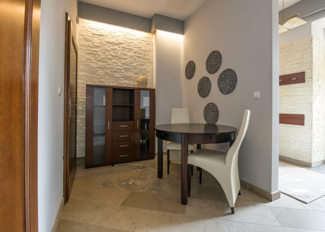 Apartamenty Na Warszawskiej Серадз Экстерьер фото