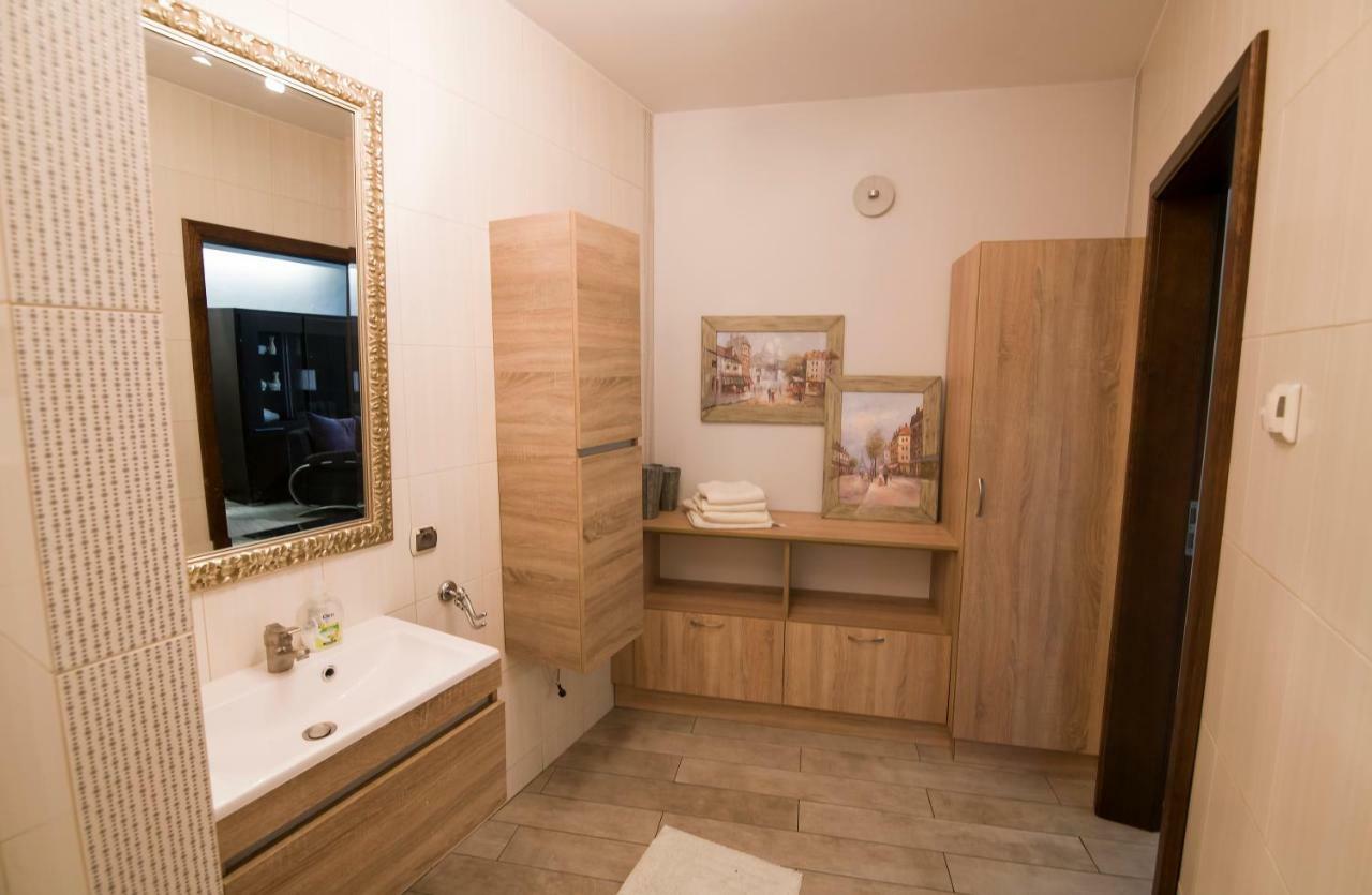 Apartamenty Na Warszawskiej Серадз Экстерьер фото